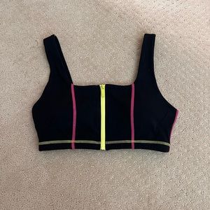BuffBunny Dive Zip Sports bra multi